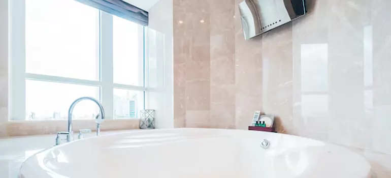 Bathroom Window Coverings in Orlando, FL