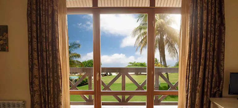 Residential Garden Window Enclosure Repair in Orlando, FL