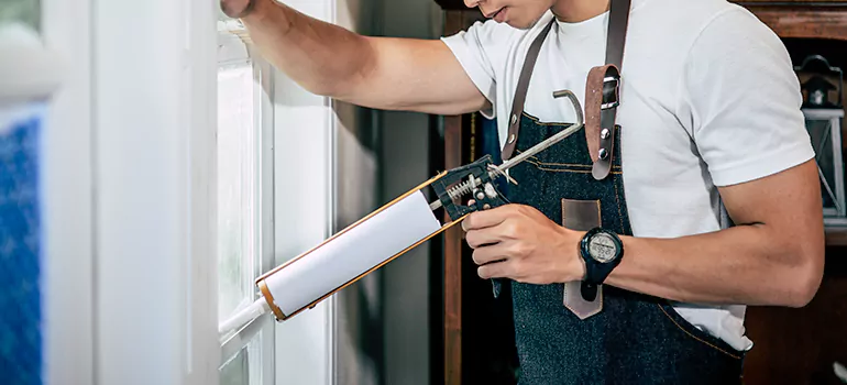 Window Caulking Contractor in Orlando, FL