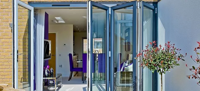 Commercial Door Glass Repair in Orlando, FL