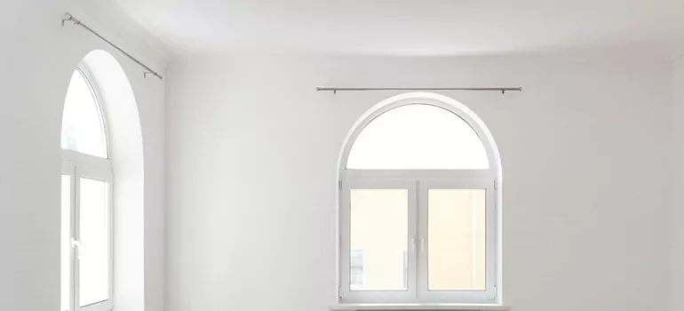 Small Hopper Window in Orlando, FL